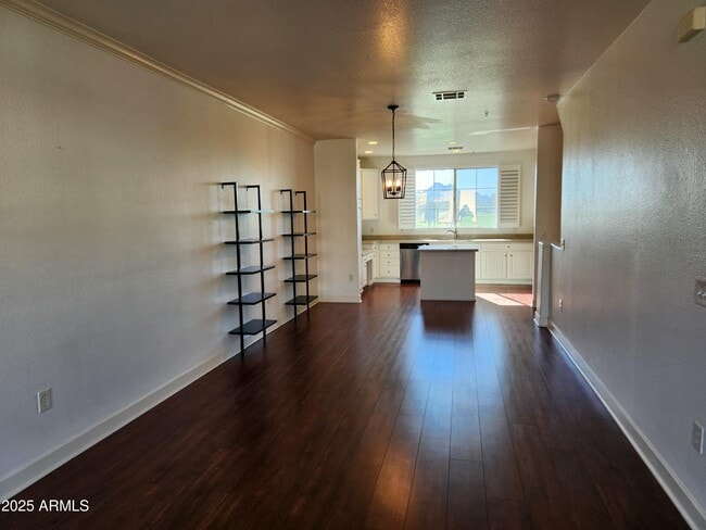 Building Photo - 4455 E Paradise Vlg Pkwy S