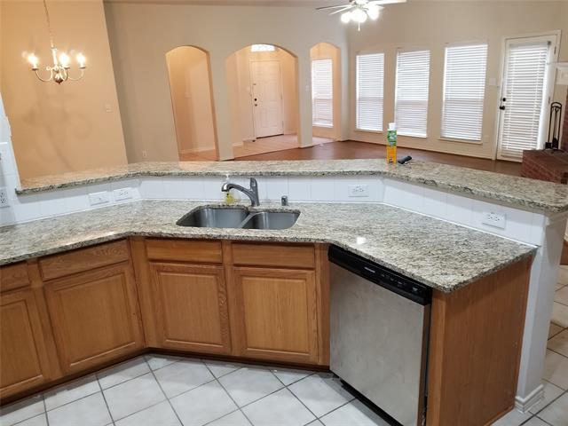 Building Photo - 9380 Snowberry Dr