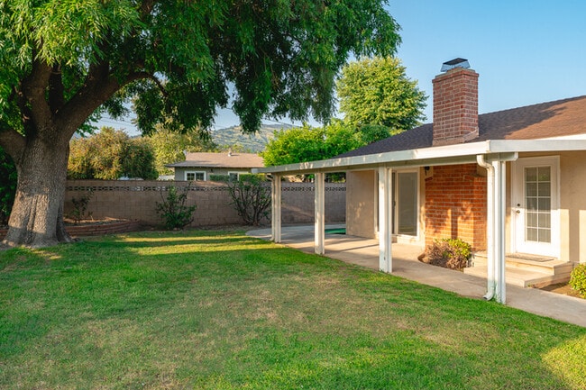 Building Photo - Spacious 4BR 2BA Home in Prime Glendora
