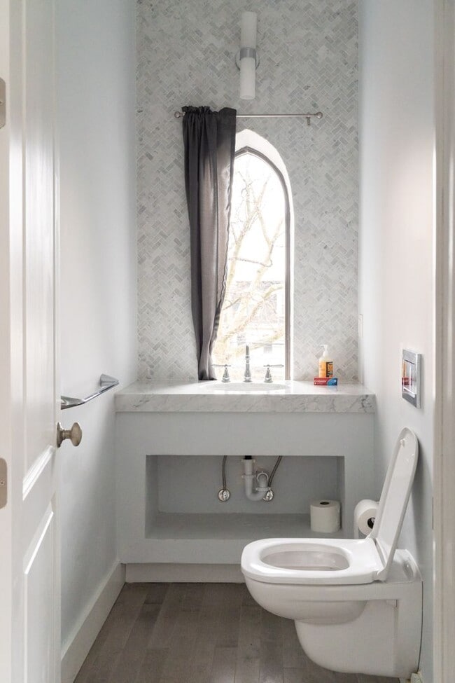 Building Photo - Luxury 4 bed + 2.5 bath apartments in East Rock