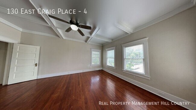 Building Photo - 130 E Craig Pl