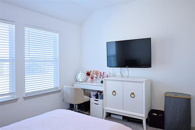 Building Photo - 1020 Emil Pl