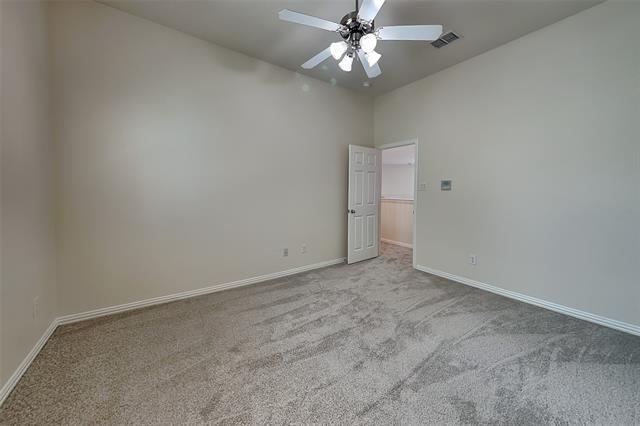Building Photo - 3404 Pilgrim Dr