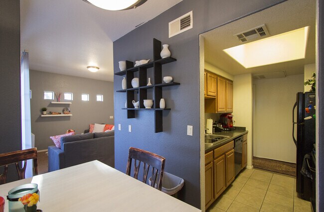 Building Photo - COMING SOON!!!!