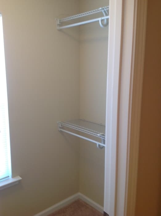 Building Photo - 933 Ileagnes Rd