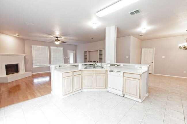 Building Photo - 9220 Norman Dr