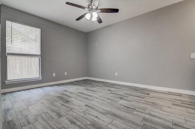 Building Photo - 12220 Tyson Cove