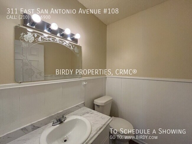 Building Photo - 311 E San Antonio Ave