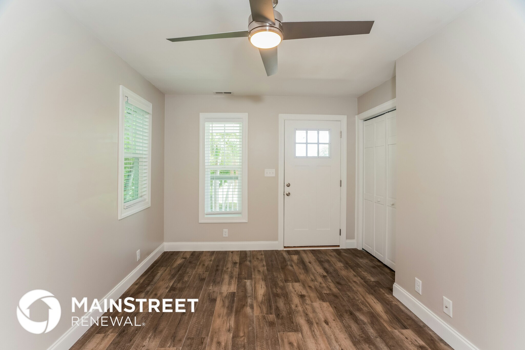 Building Photo - 3421 4th Ave S