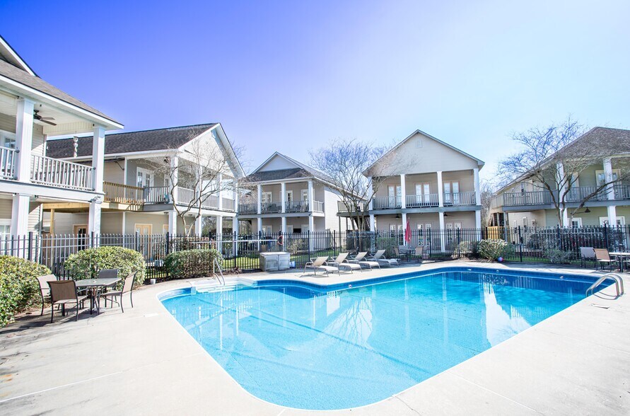 Building Photo - 38035 Post Office Rd