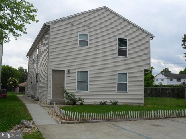 Building Photo - 69 Herman Ave