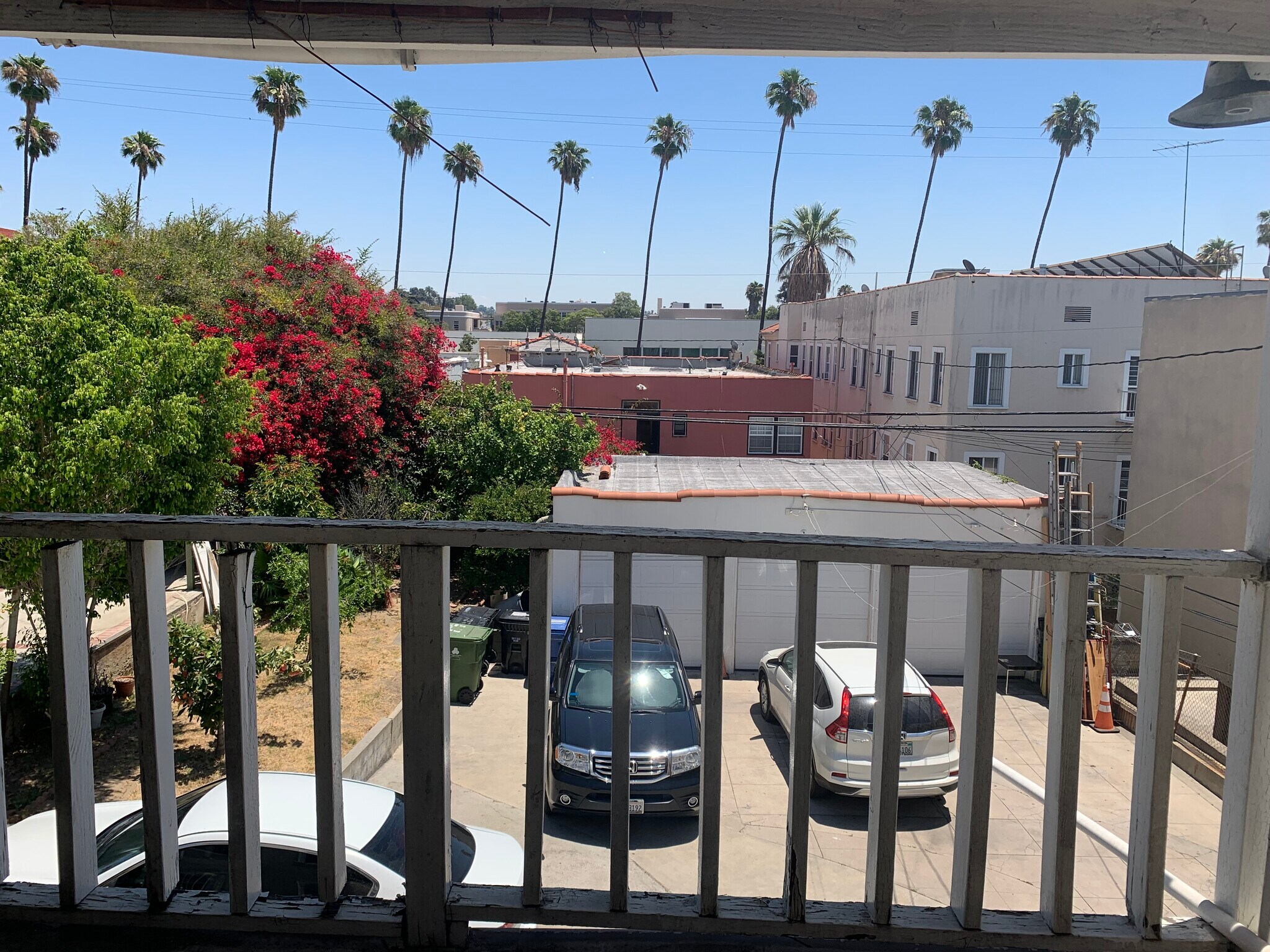 Building Photo - 120 N Berendo St