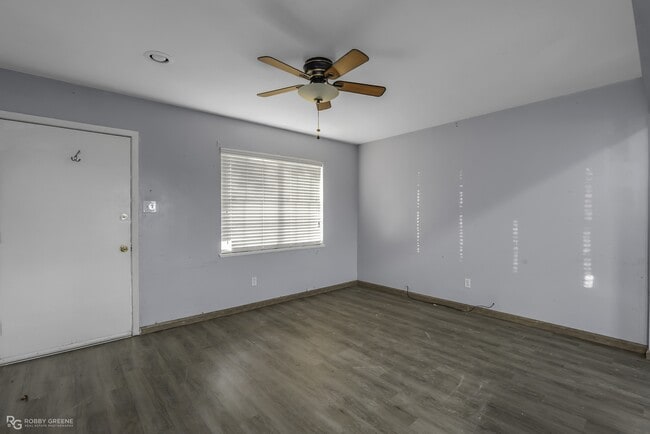 Building Photo - 3418 Bistineau Dr