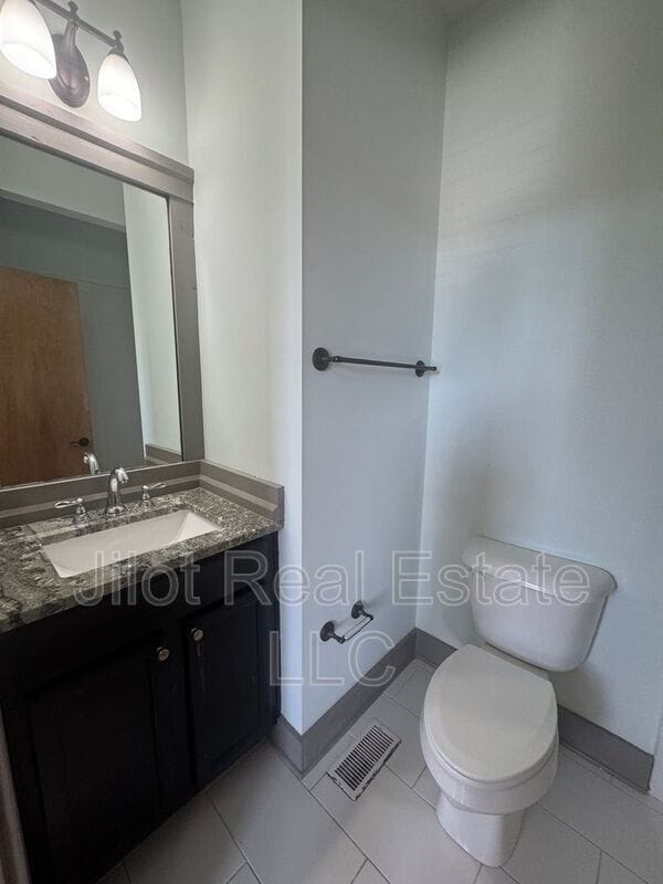 Building Photo - 1806 DeKalb Ave NE