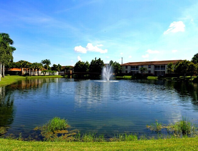 Building Photo - Bellamar 15385-411