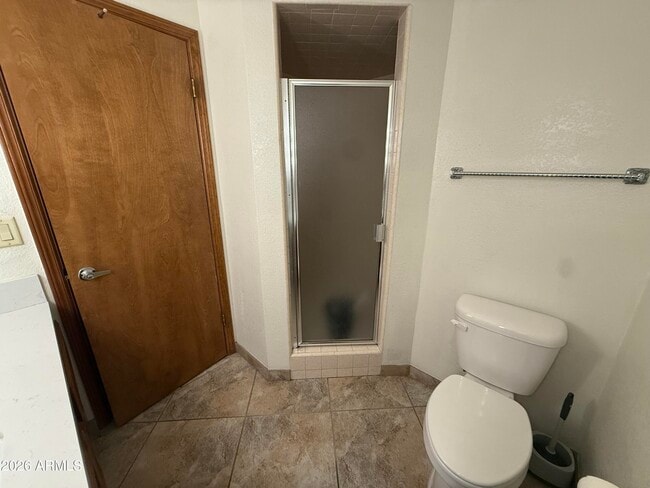 Building Photo - 1753 E Gable Ave