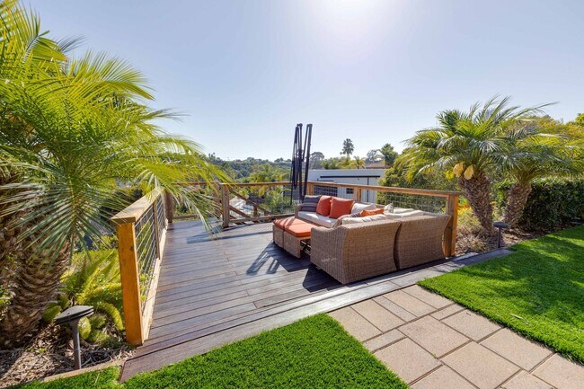 Building Photo - Enjoy the view from this 4 bedroom home with solar and overlooking the lagoon in quiet neighborhood