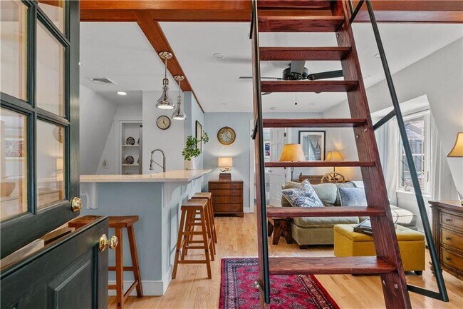 Building Photo - 99 Coggeshall Ave