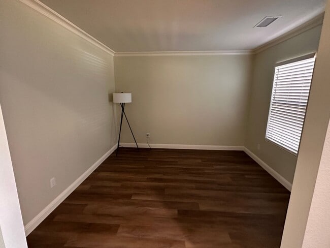 Building Photo - Beautiful 3-Bedroom, 2-Bathroom Home in Desirable Menifee Neighborhood