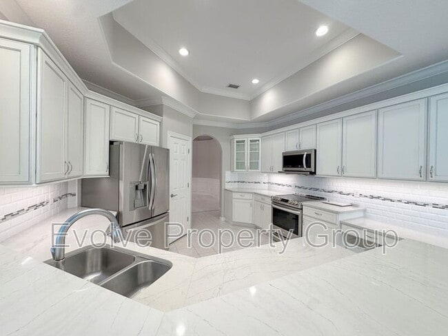 Building Photo - 822 Summer Bay Dr