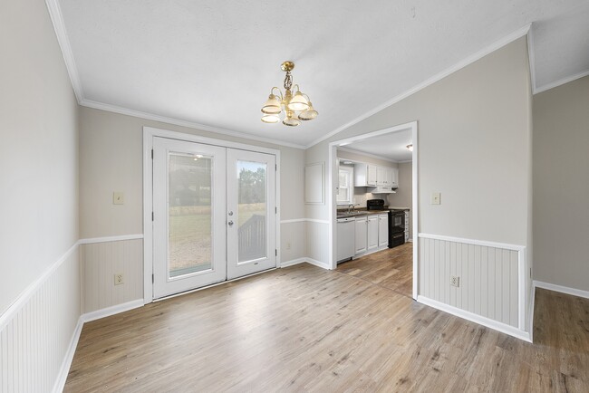 Building Photo - 674 Mount Olivet Church Rd