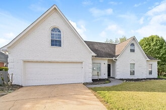 Building Photo - 13119 Claybourne Cove