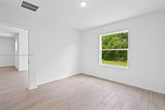 Building Photo - 5025 Armina Pl