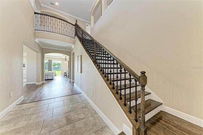 Building Photo - 4789 Vasca Dr