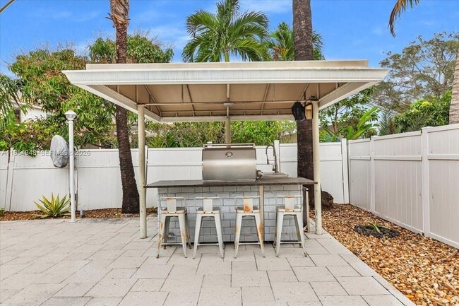 Building Photo - 773 SW 120th Ave