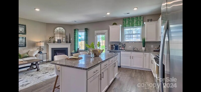 Building Photo - 135 Ashelyn Pk Dr