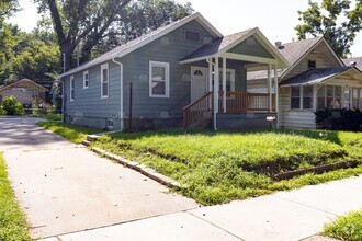 Building Photo - 407 Lawndale Ave