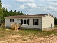 Building Photo - Affordable 3-Bedroom with Master Suite and...