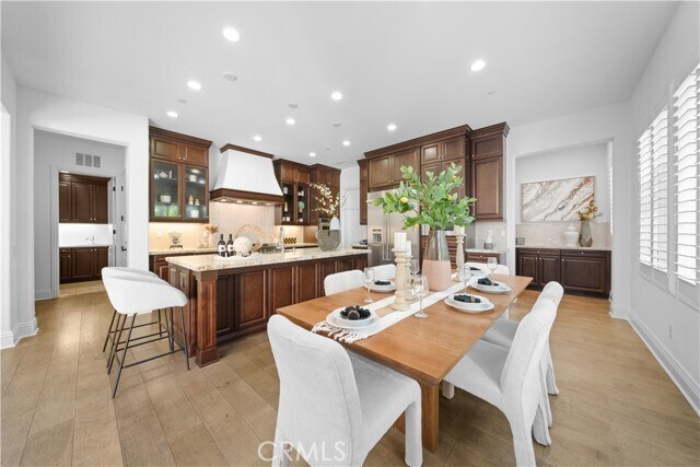 Building Photo - 18 Windrow Rd