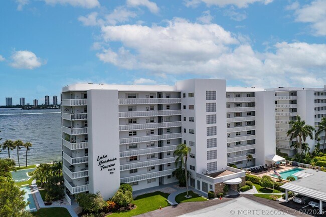 Building Photo - 501 Lake Shore Dr