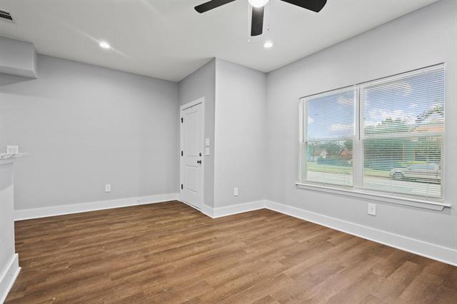 Building Photo - 724 W Gandy St