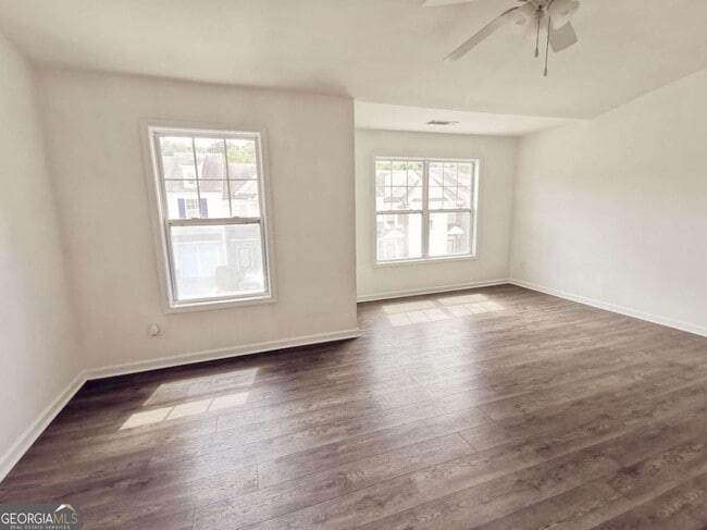 Building Photo - 2073 Executive Dr