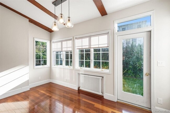 Building Photo - 246 Mamaroneck Rd