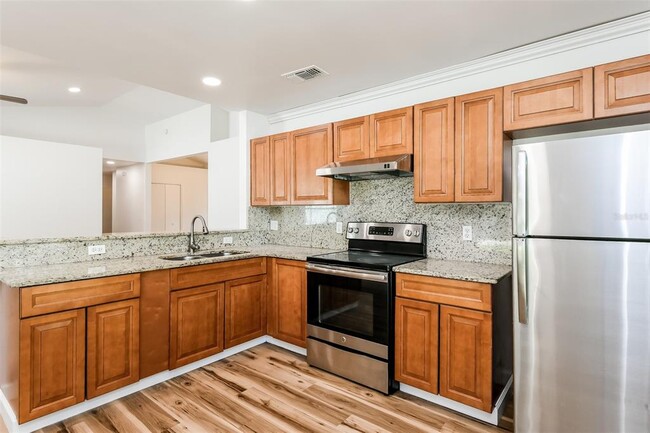 Building Photo - 5638 Piney Ridge Dr