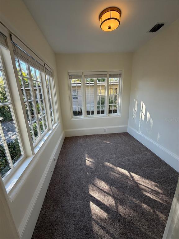 Building Photo - 48 Harvard St