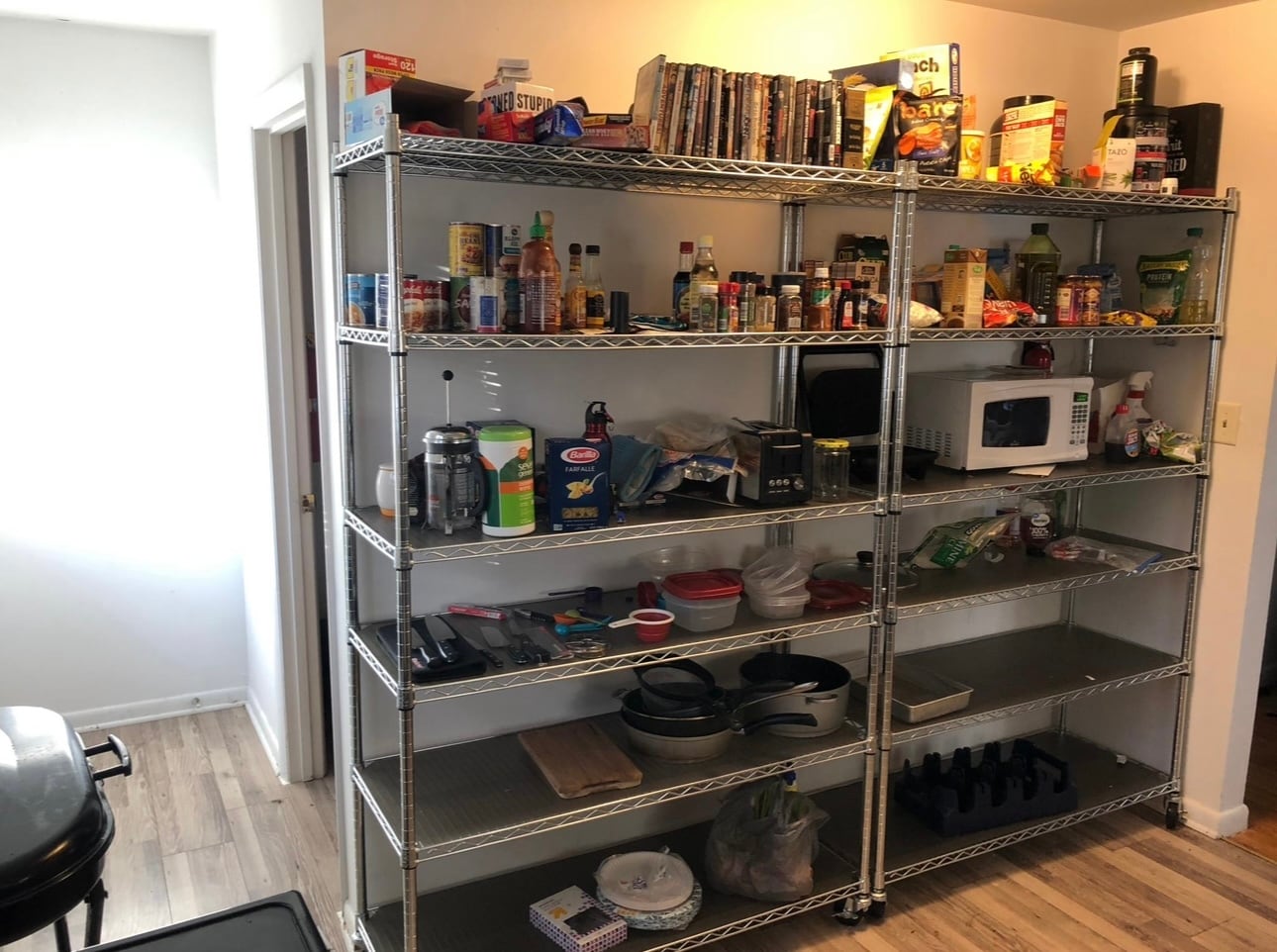 Building Photo - 731 S Woodlawn Ave