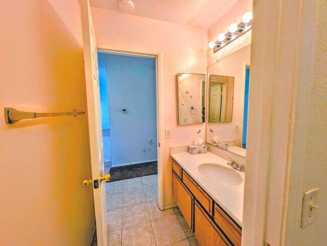 Building Photo - 7754 Fox Tail Ct