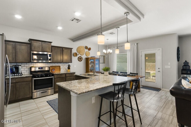 Building Photo - 14912 Louis Baudoin