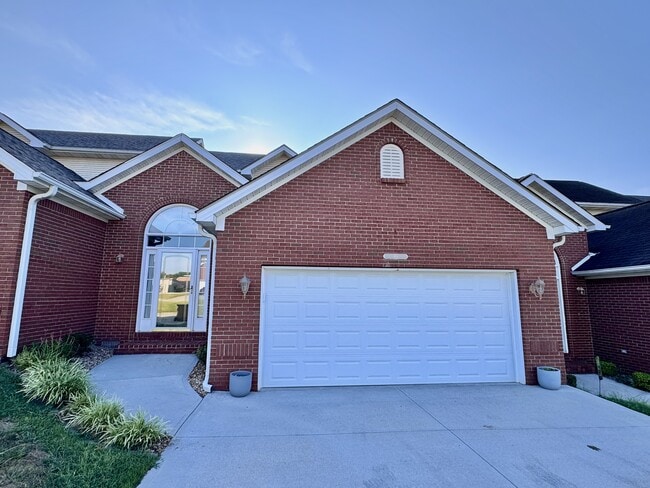Primary Photo - 88 St Annes Ct