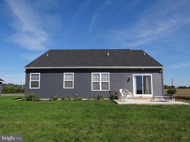 Building Photo - 156 Swamp Rd