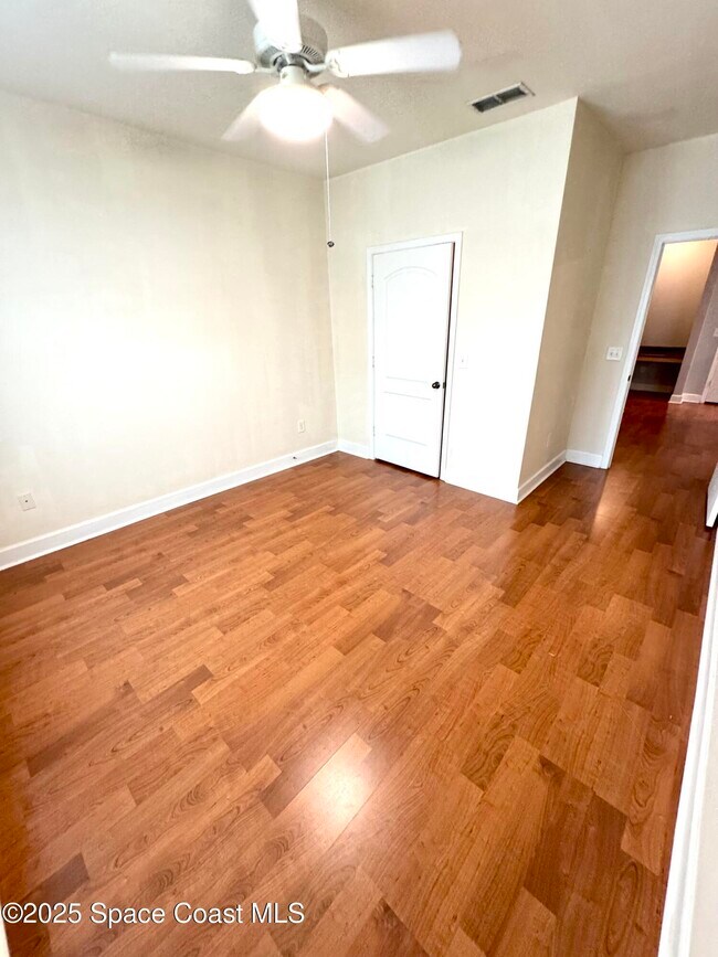Building Photo - 6461 Borasco Dr