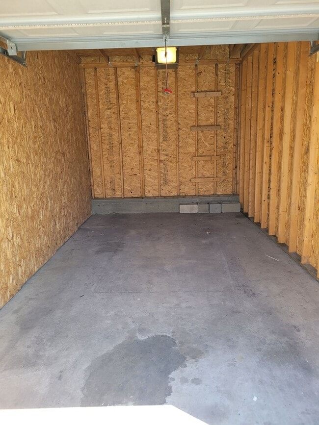 Building Photo - 3735 Strawberry Field Grove
