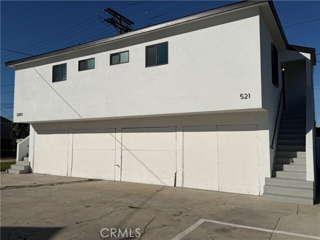 Building Photo - 521 W 78th St