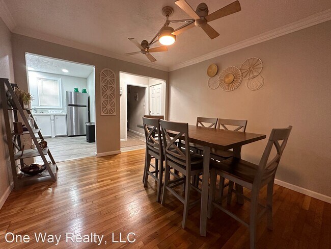 Building Photo - 3 br, 1.5 bath House - 3714 Yale Street