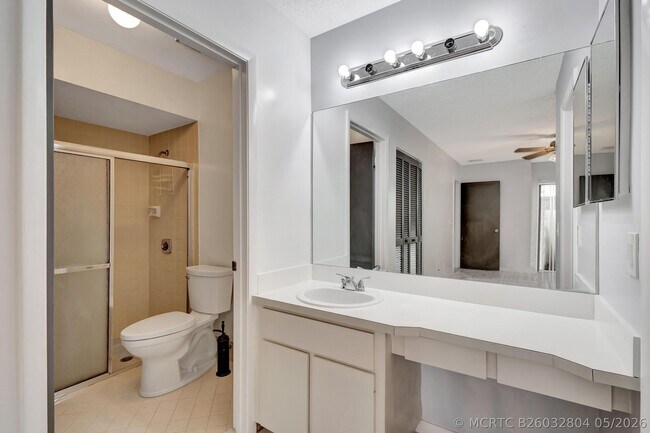 Building Photo - 4385 Willow Brook Cir