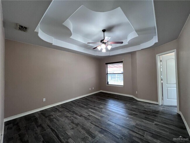 Building Photo - 27 N 46th St